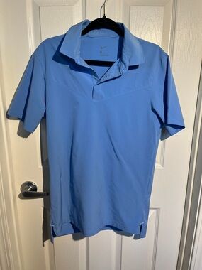 Nike Men’s Sky Blue Short-Sleeve Golf Polo
